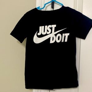 Nike tee shirt